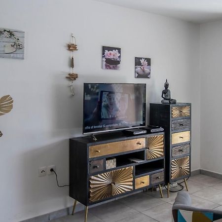 לה גוסייר Superbe Studio A La Baie Des Pelicans מראה חיצוני תמונה